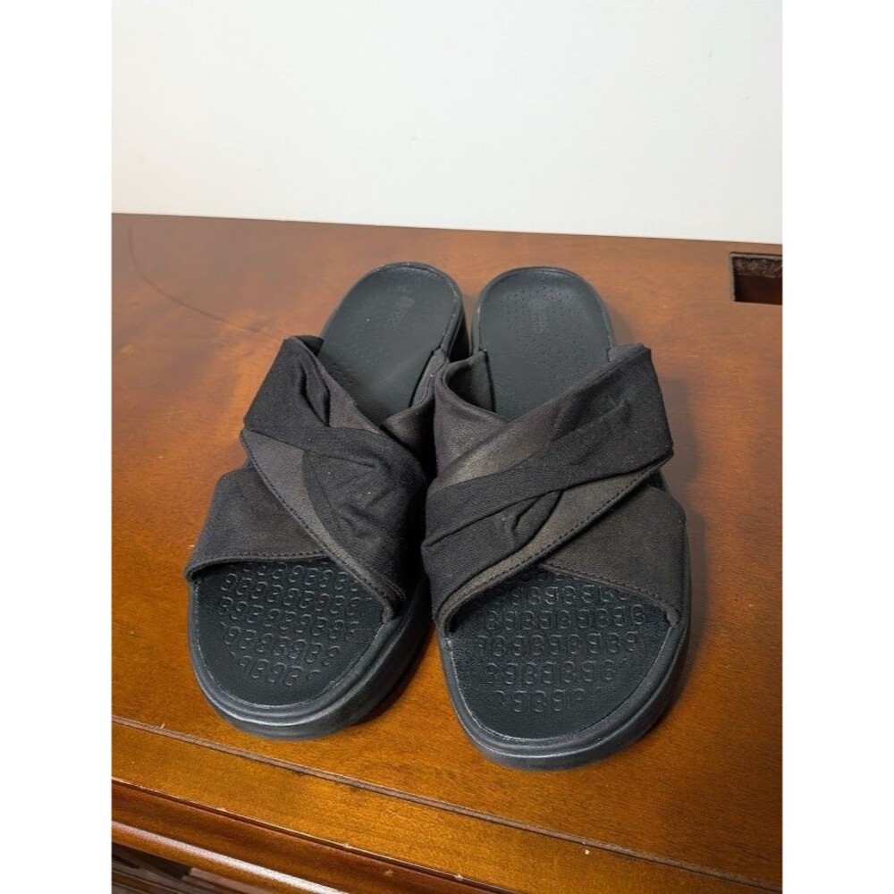 Bzees Black Twist Slide Sandals Women's Size 9.5 Washable COMFORT Platform Shoes